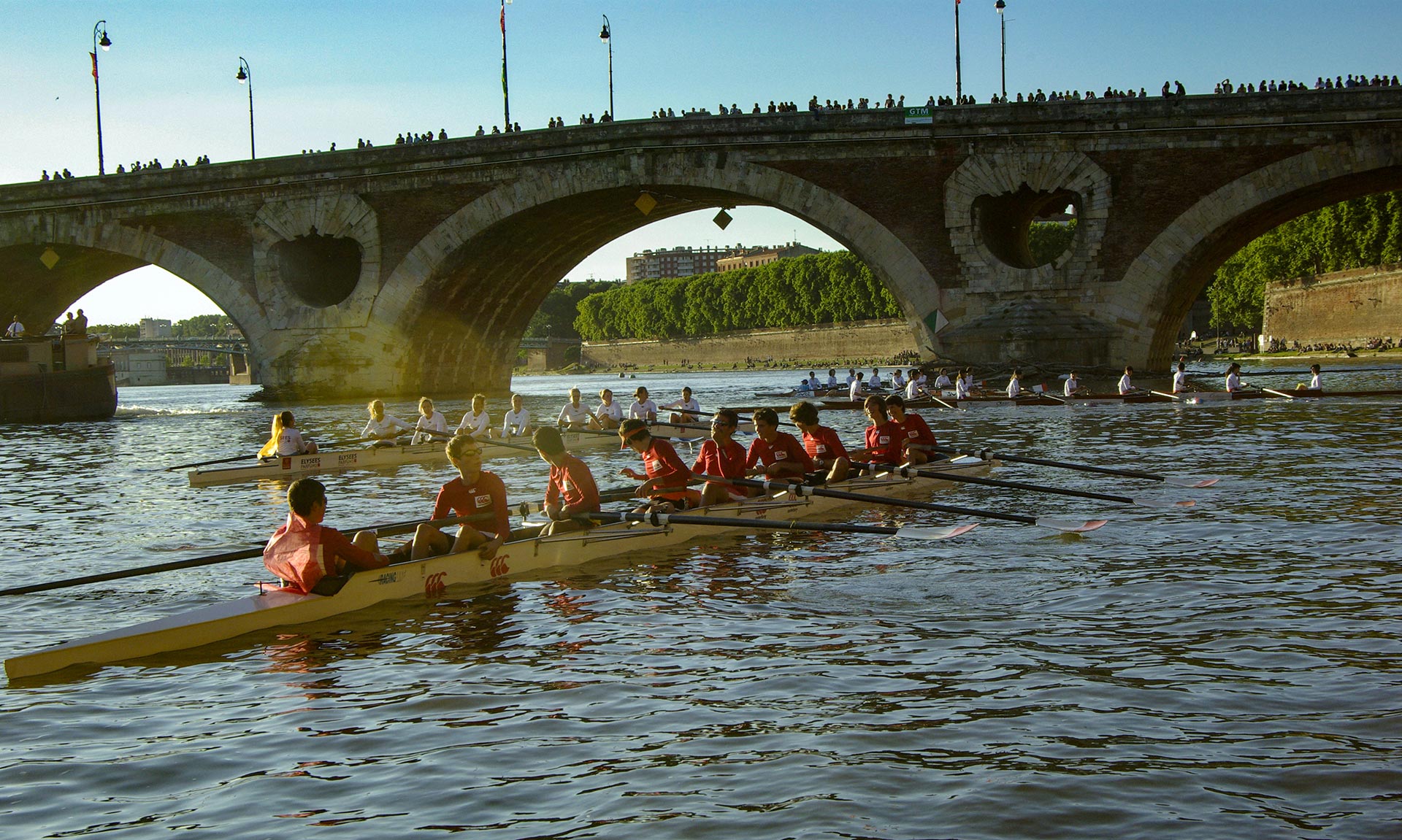 La Garonne Toulouse - un 14 juillet