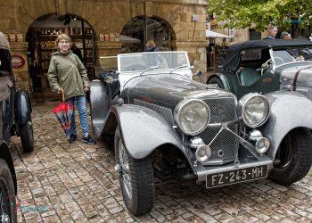 Jaguar SS 100