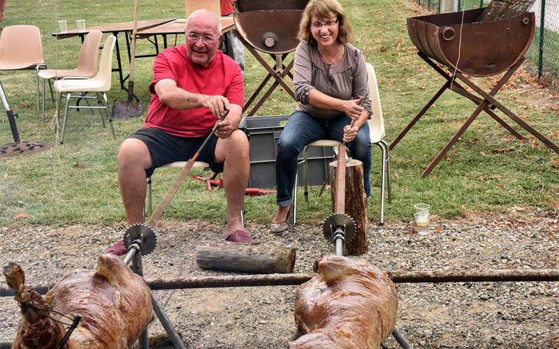 Michel et Sylvie au tourne broche