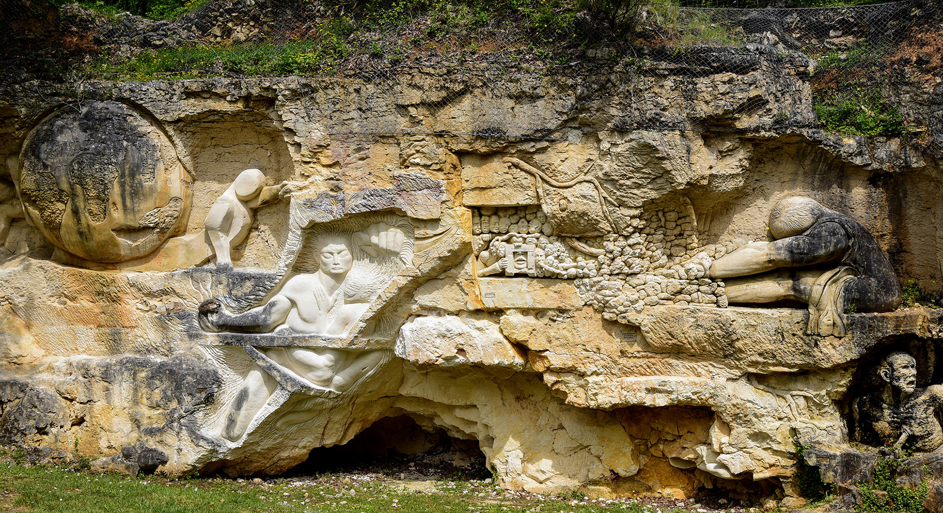 Carrieres de Crazannes -Charente Maritime